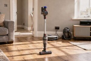 High-performance vacuum cleaners and floor cleaning equipment displayed for home comparison and selection.