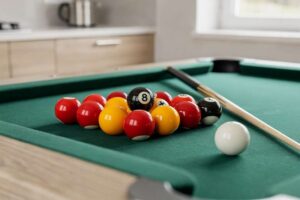 Best Billiard Balls for UK Pool Tables: 2026 Buyer’s Guide